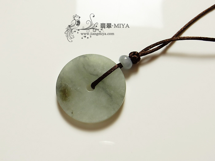 咪雅翡翠