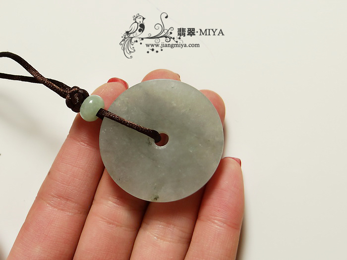 咪雅翡翠