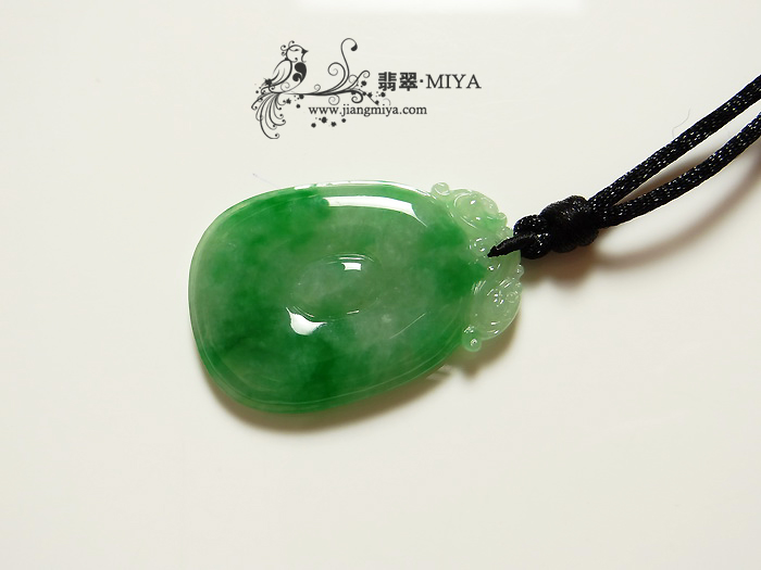 咪雅翡翠