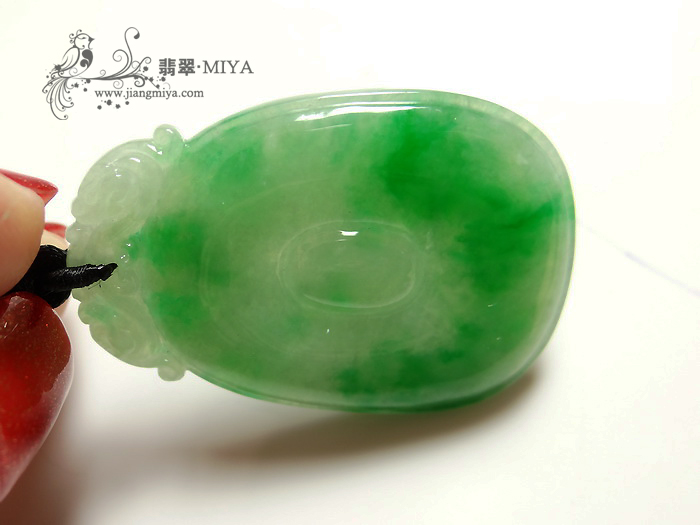 咪雅翡翠