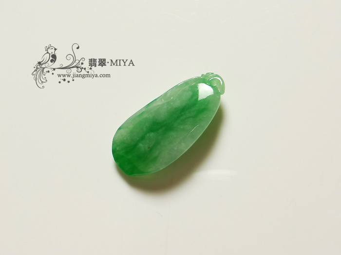 咪雅翡翠