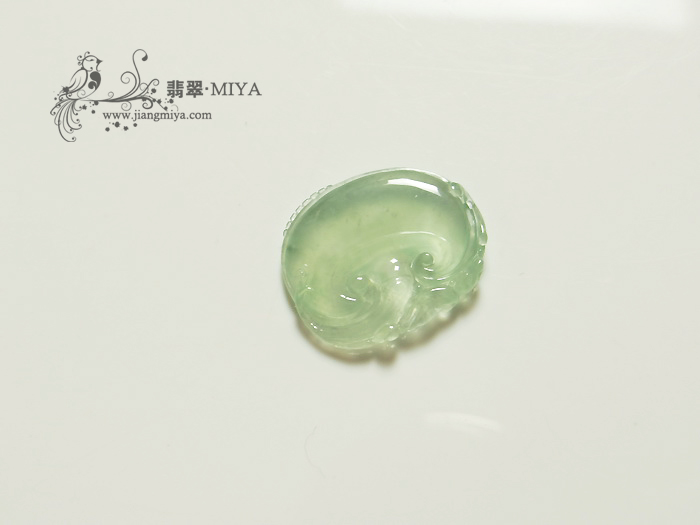 咪雅翡翠