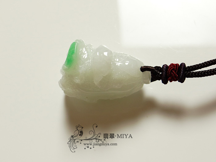 咪雅翡翠