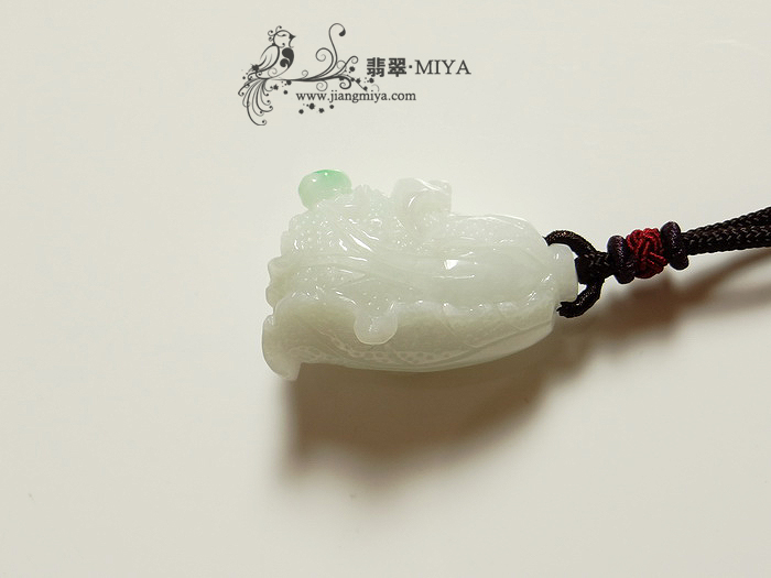 咪雅翡翠