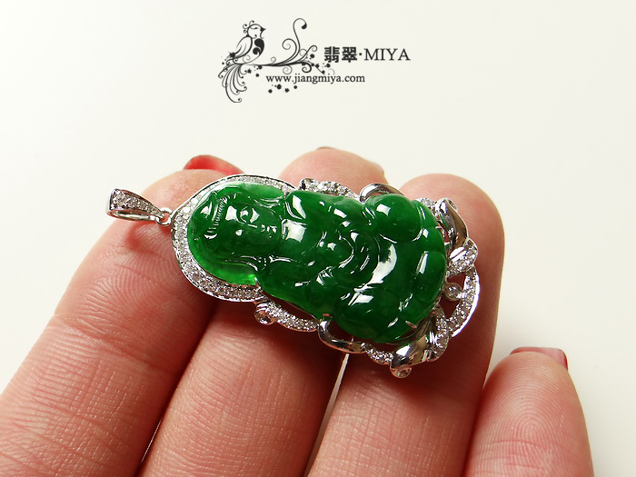 咪雅翡翠