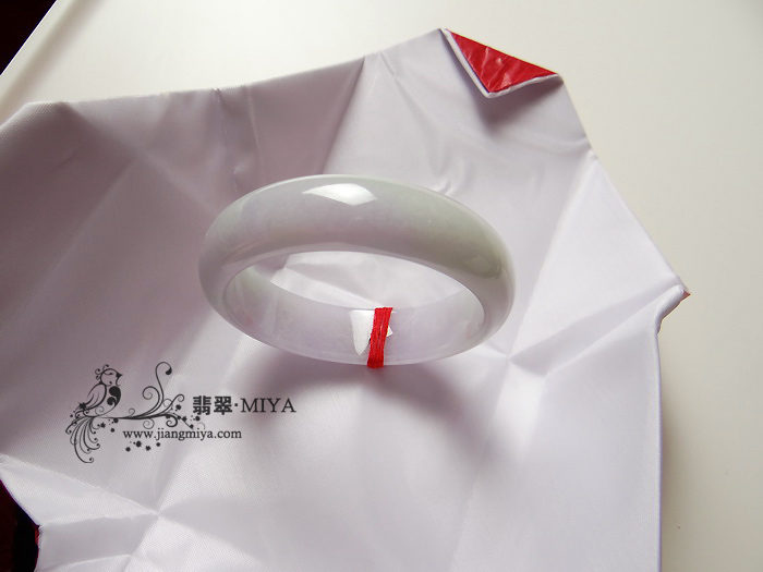 咪雅翡翠