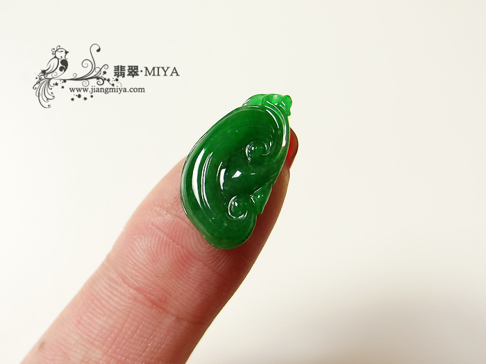 咪雅翡翠