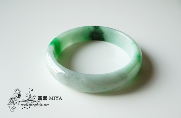 咪雅翡翠