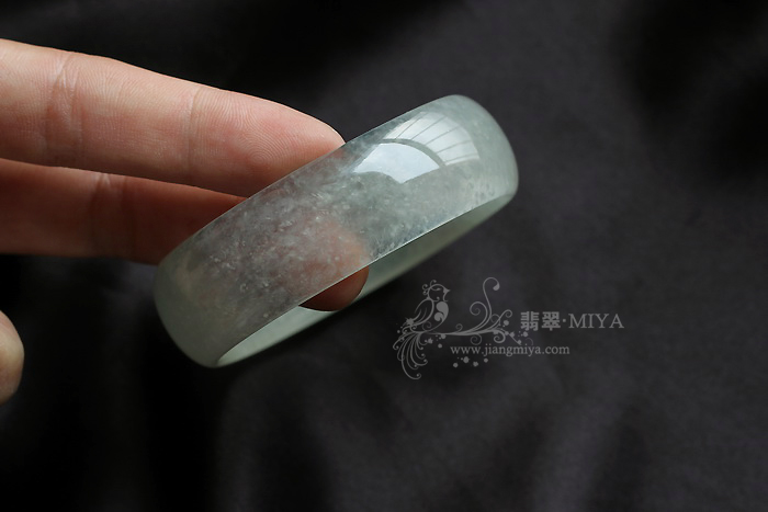 咪雅翡翠