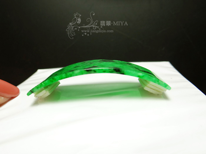 咪雅翡翠