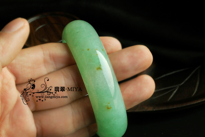 咪雅翡翠