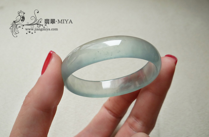 咪雅翡翠