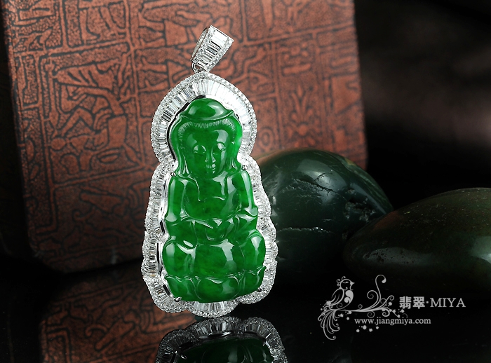 咪雅翡翠