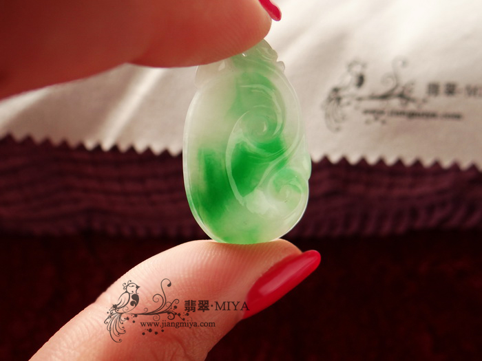 咪雅翡翠