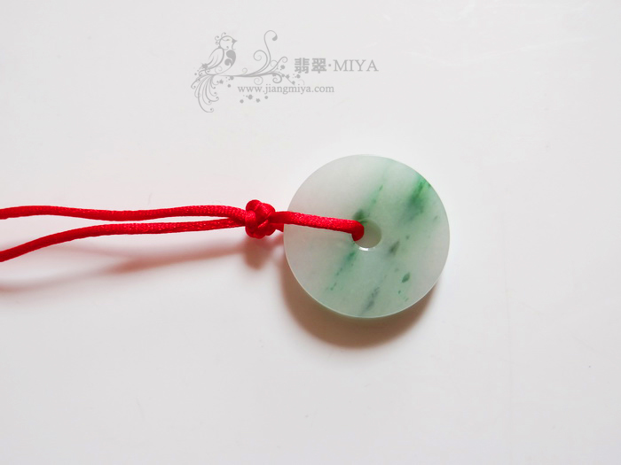 咪雅翡翠