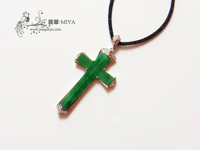 咪雅翡翠