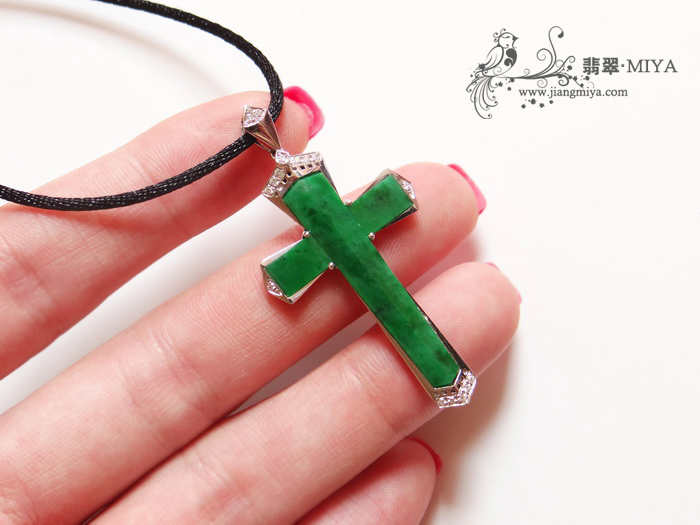 咪雅翡翠