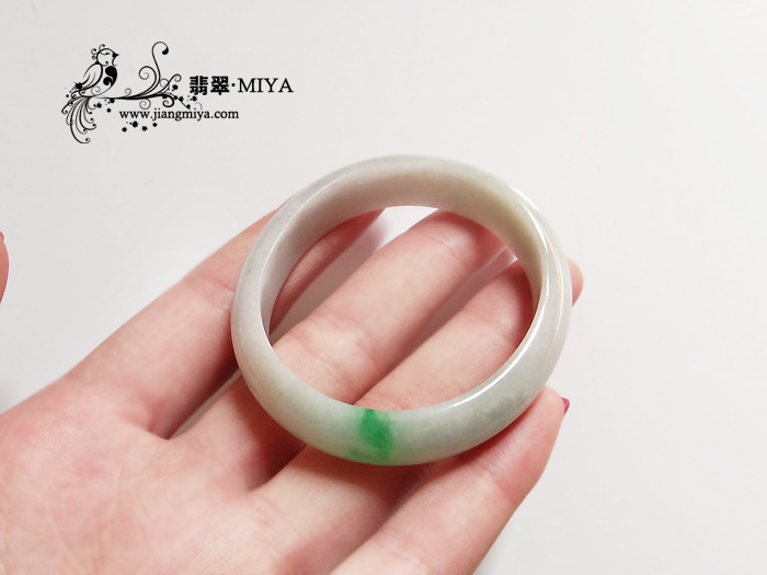 咪雅翡翠