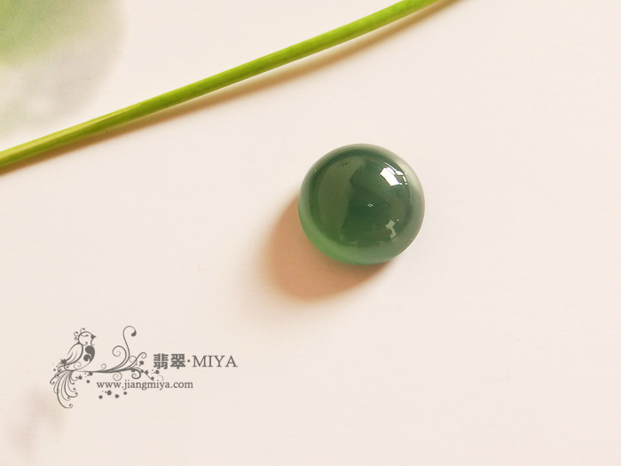 咪雅翡翠