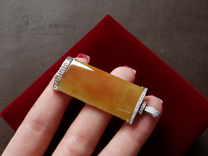 咪雅翡翠