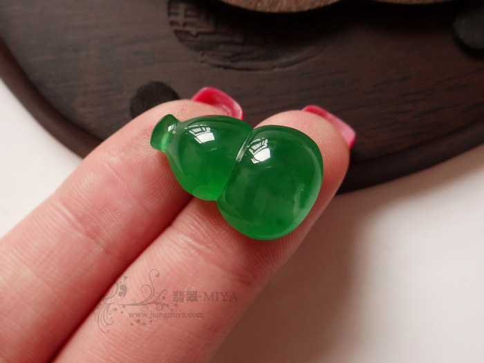 咪雅翡翠