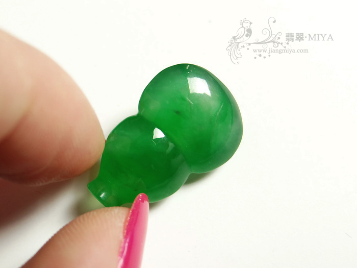 咪雅翡翠