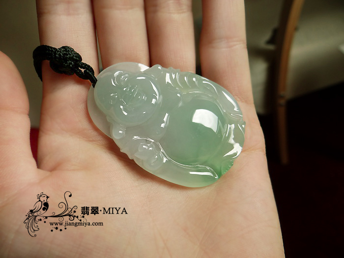 咪雅翡翠
