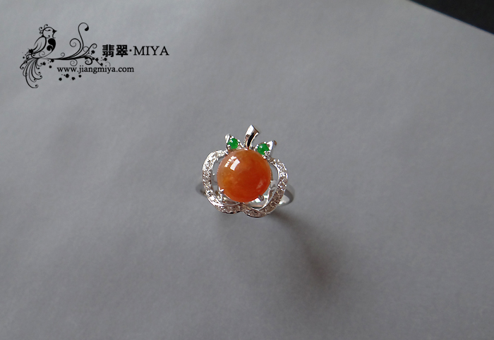 咪雅翡翠
