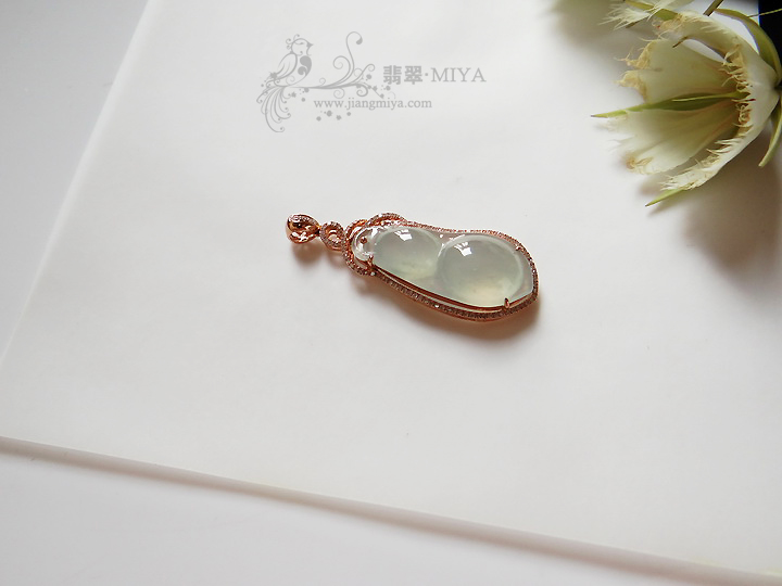 咪雅翡翠