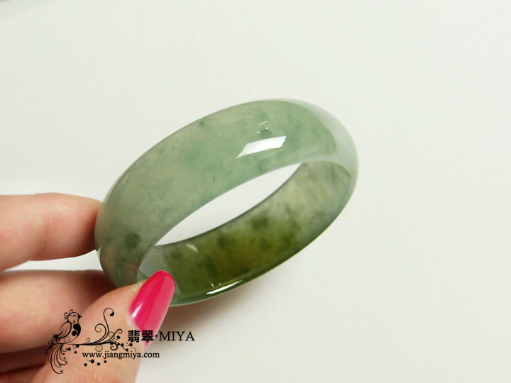 咪雅翡翠