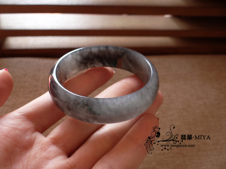 咪雅翡翠