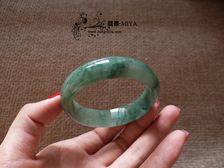 咪雅翡翠
