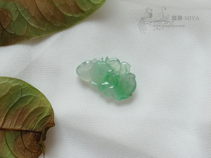 咪雅翡翠