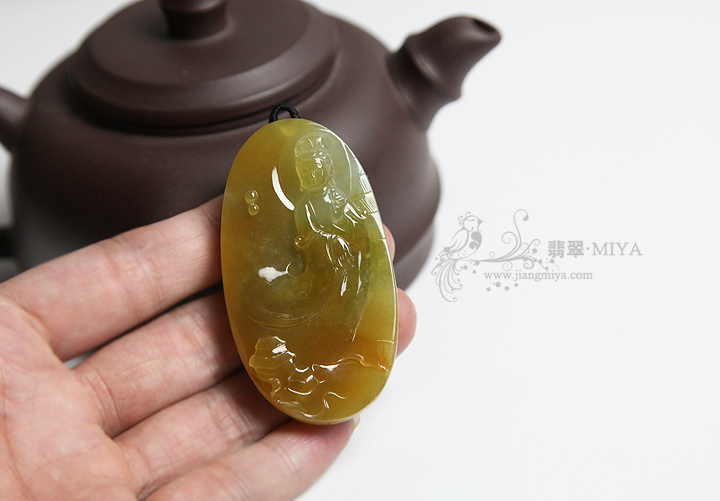 咪雅翡翠