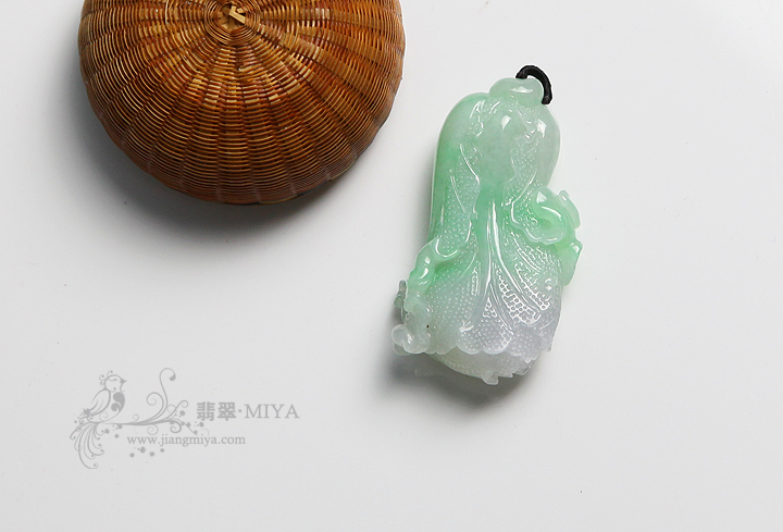 咪雅翡翠