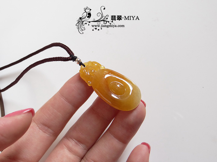 咪雅翡翠