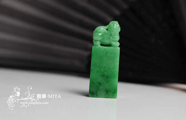 咪雅翡翠