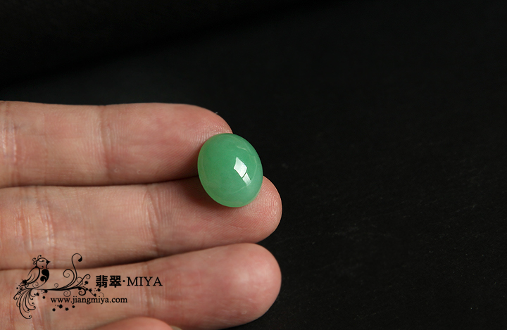 咪雅翡翠