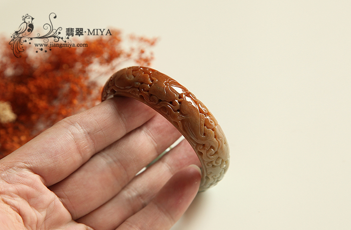 咪雅翡翠