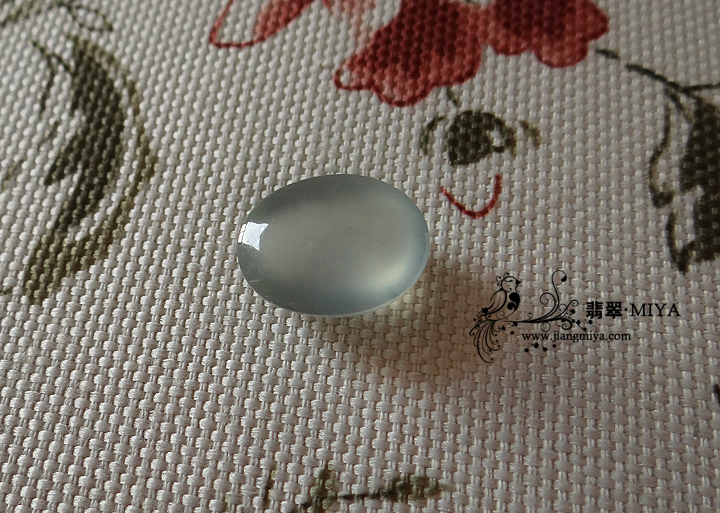 咪雅翡翠