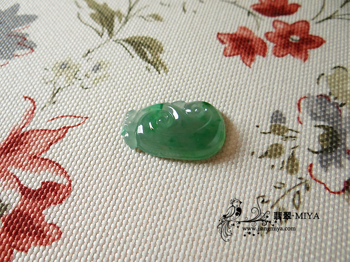 咪雅翡翠