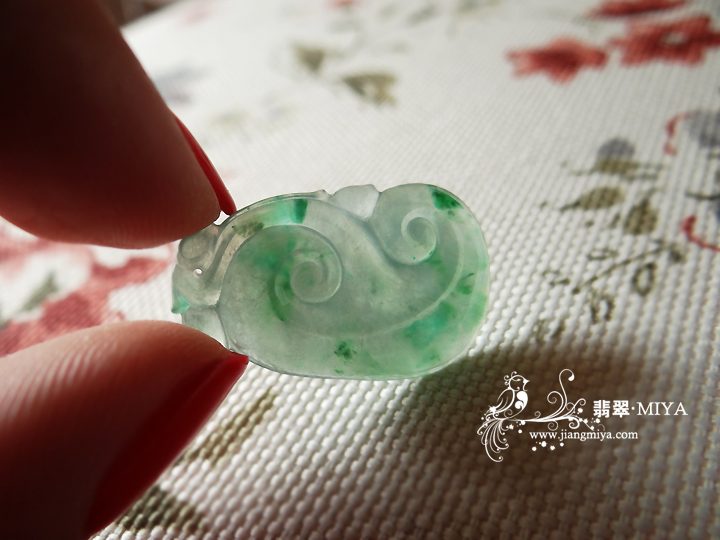 咪雅翡翠