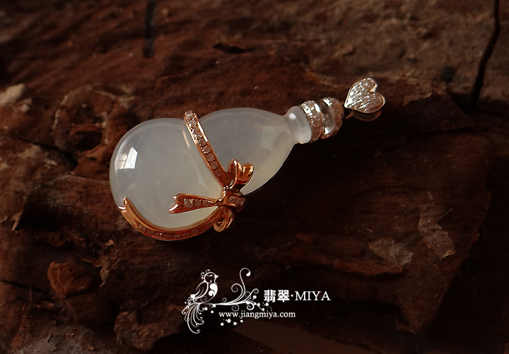 咪雅翡翠