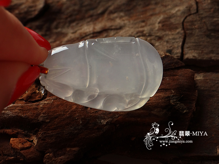 咪雅翡翠