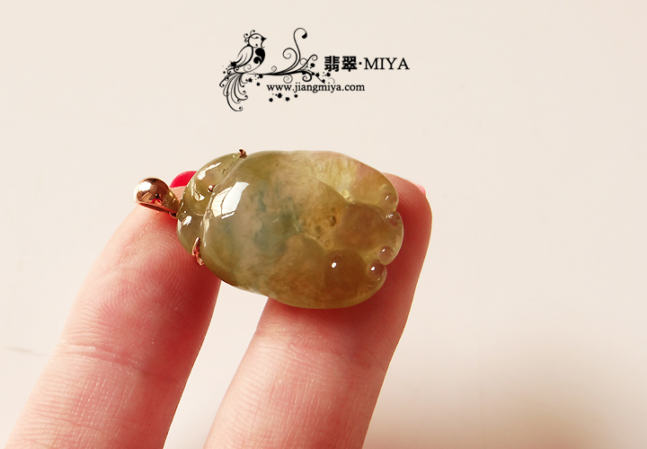 咪雅翡翠