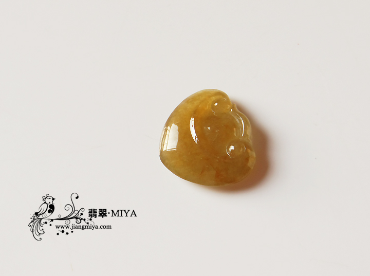 咪雅翡翠
