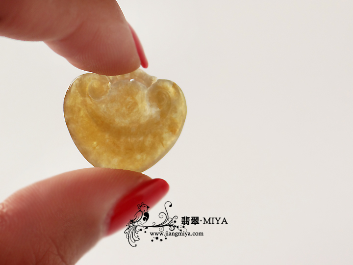 咪雅翡翠