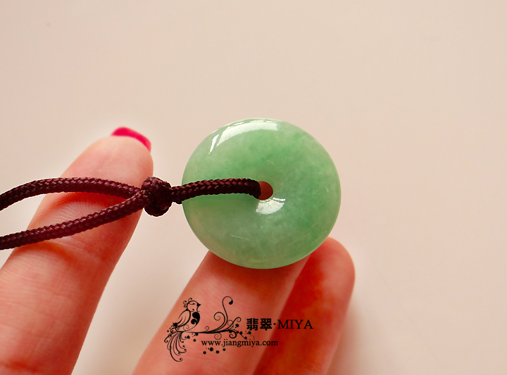 咪雅翡翠