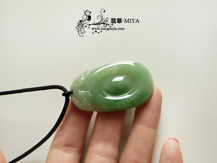 咪雅翡翠