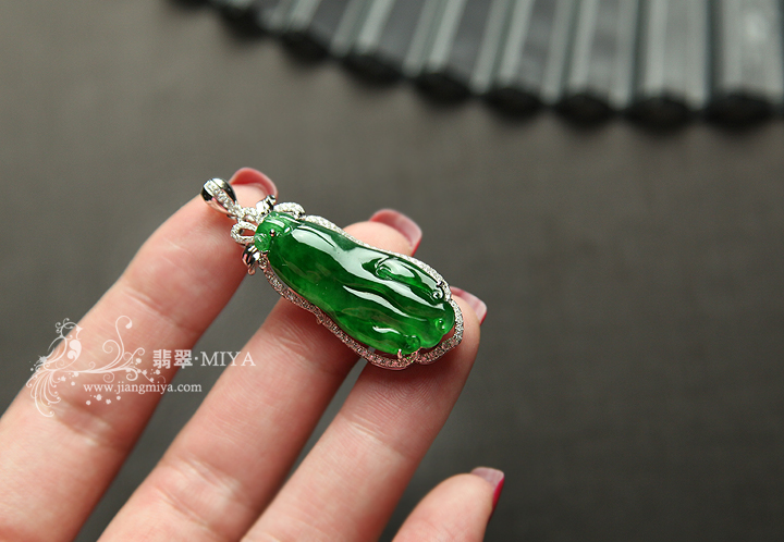 咪雅翡翠